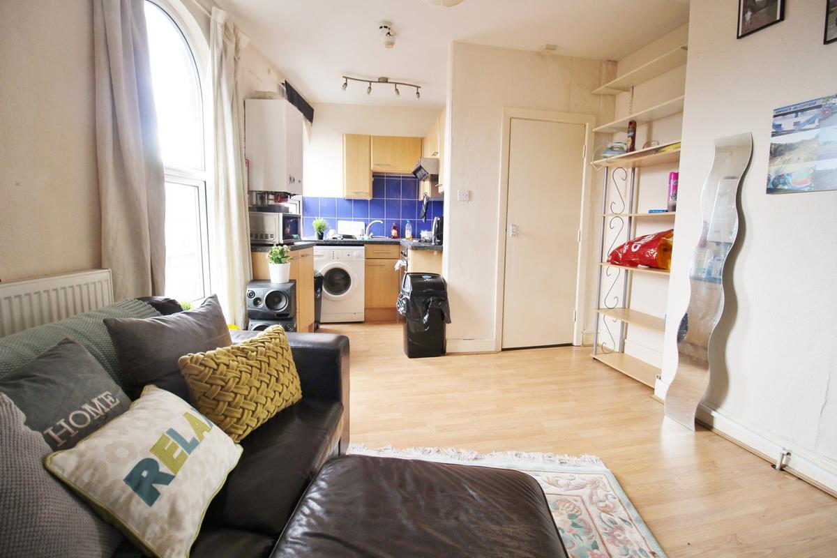 1 bedroom apartment for rent Norwood Terrace 2Nd Floor Flat, Leeds, LS6