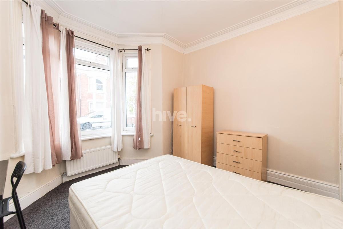 2 bedroom apartment for rent Balmoral Terrace, Newcastle, NE6 5YA