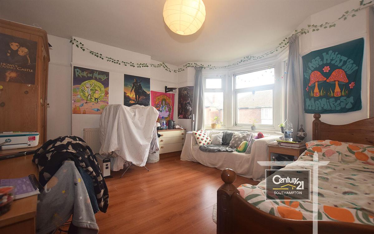 4 bedroom apartment for rent Coventry Road, Southampton, SO15 2GE