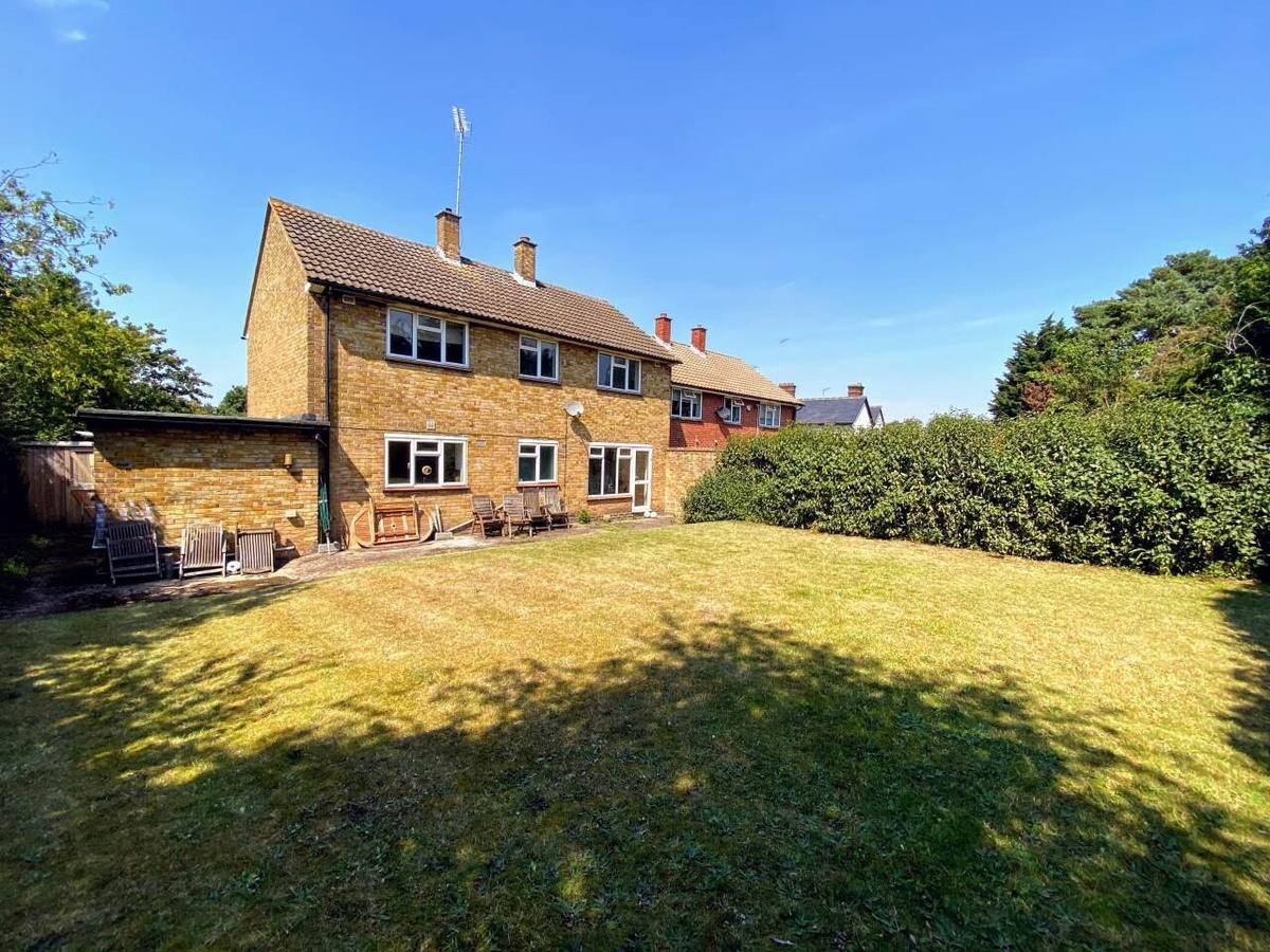 6 bedroom house for rent College Lane, Hertfordshire, AL10 9PQ UniHomes