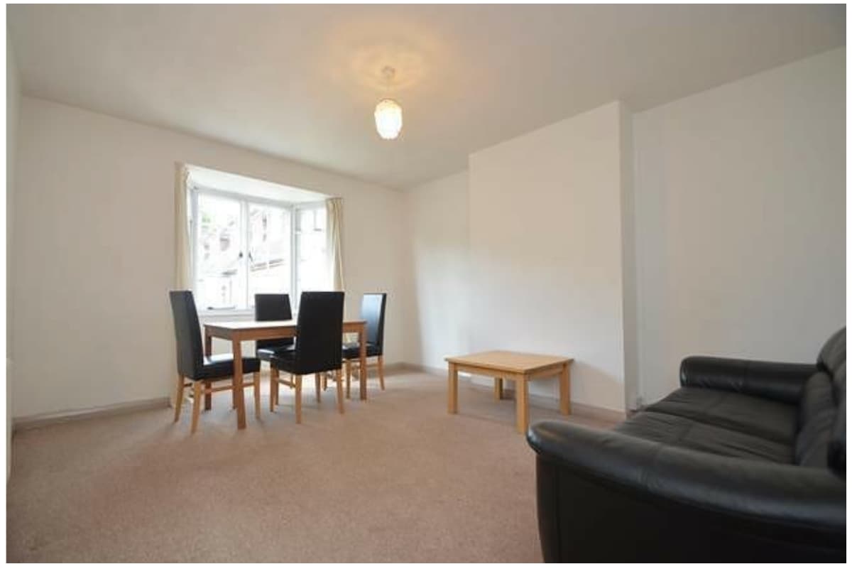 4 bedroom house for rent Chaucer Court Surrey GU2 4DB UniHomes