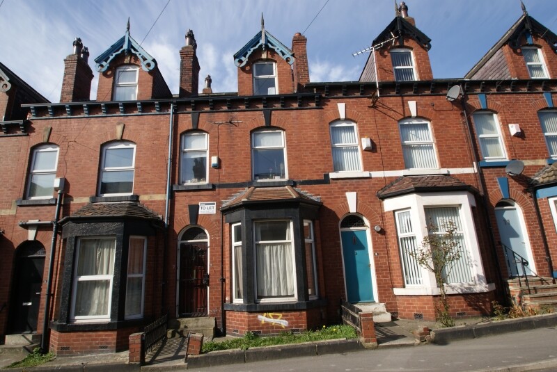 6 bedroom house for rent Hessle Place, Leeds, LS6 1EU UniHomes