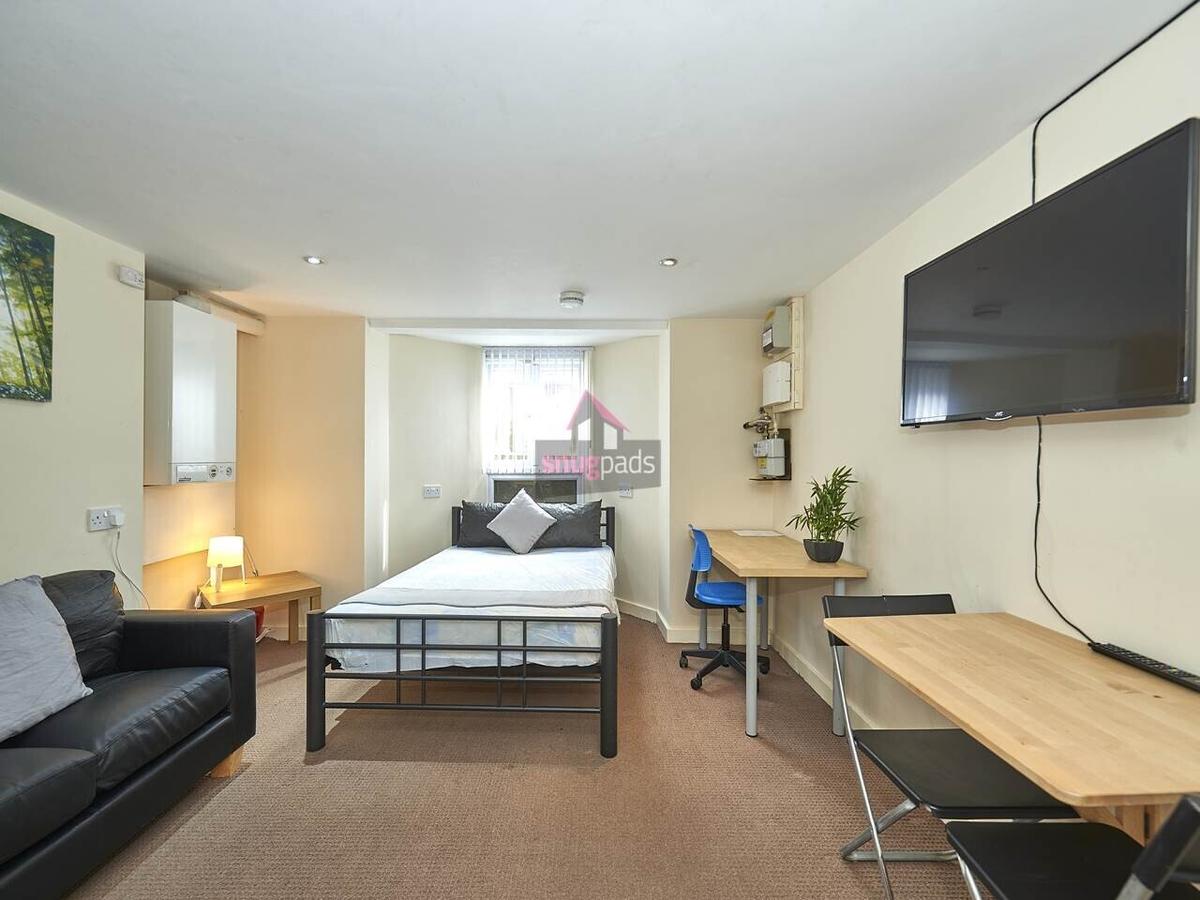 1 bedroom apartment for rent Carlton Road, Manchester, M6 7EW UniHomes