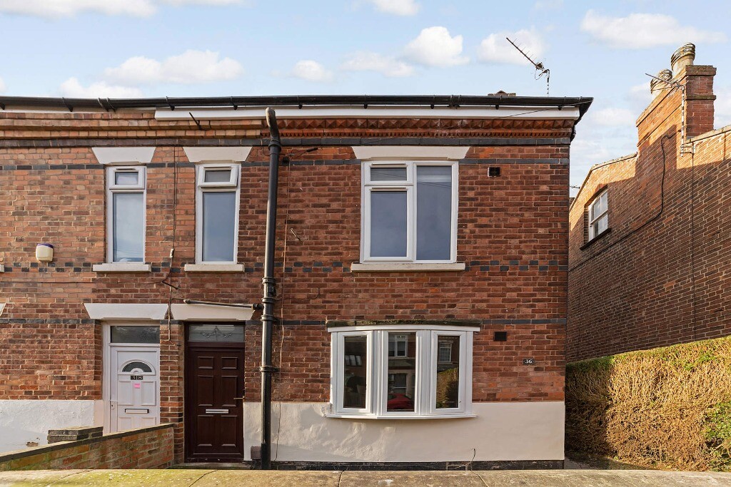 4 bedroom house for rent Mona Street Beeston, Nottingham, NG9 2BY