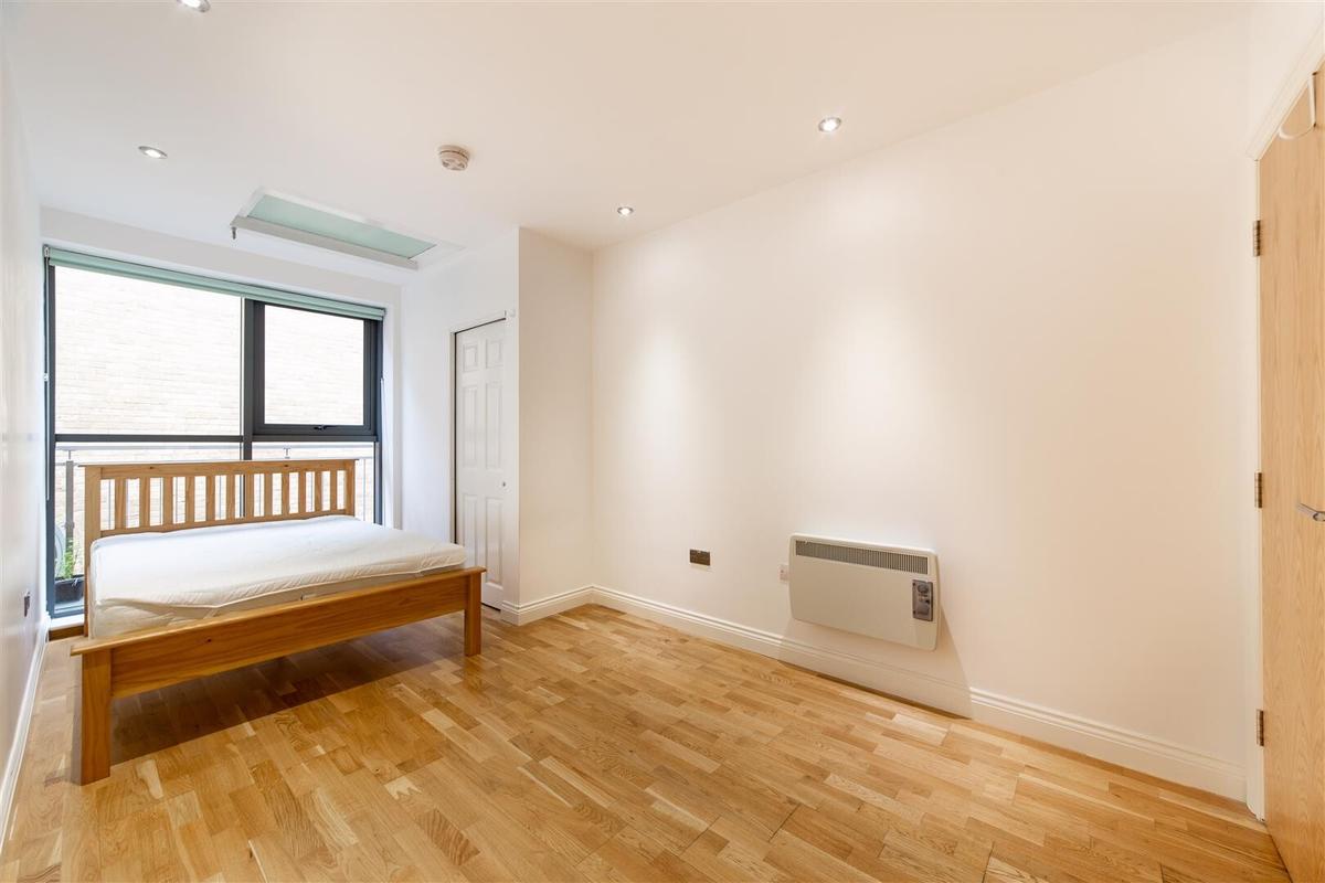 2 bedroom apartment for rent Falconars House, Newcastle, NE1 5AR UniHomes