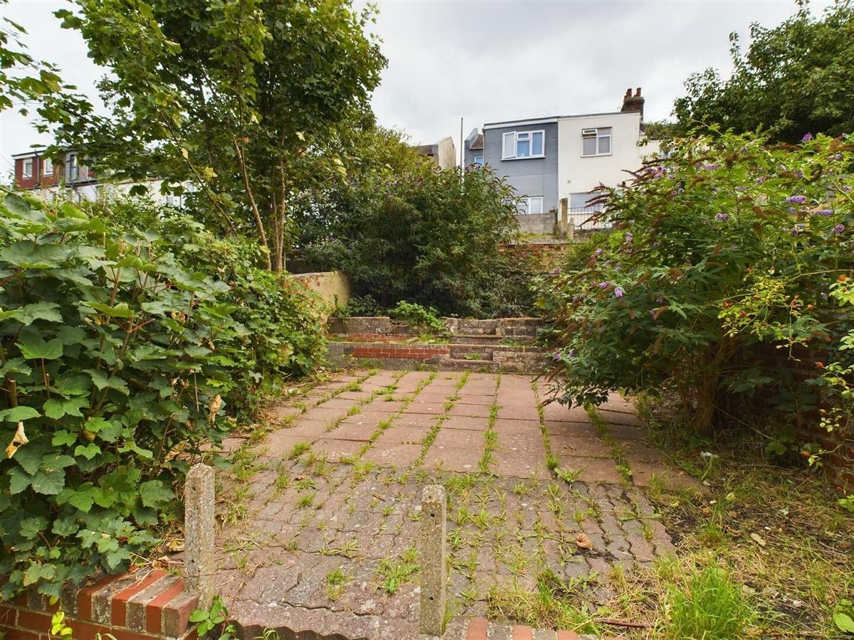 6 bedroom house for rent Riley Road, Brighton, BN2 4AH UniHomes