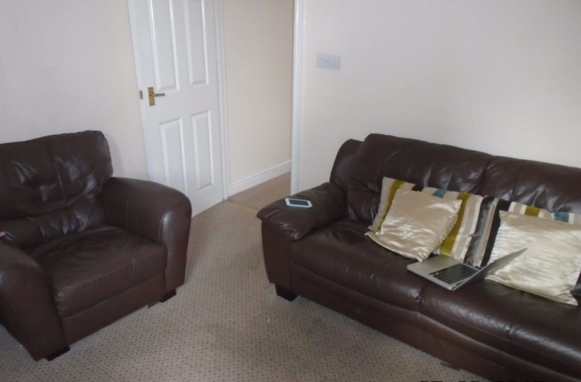 3 bedroom house for rent Teignmouth Road, Birmingham, B29 7AY UniHomes