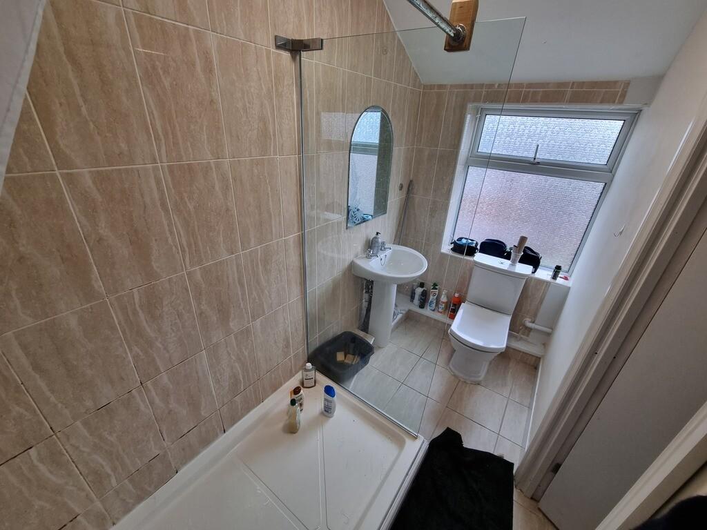 6 bedroom house for rent Leicester Street, Leamington Spa, CV32 4TG