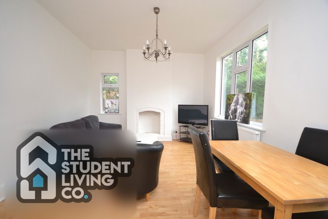 4 bedroom house on Bramcote Avenue, Beeston, Nottingham