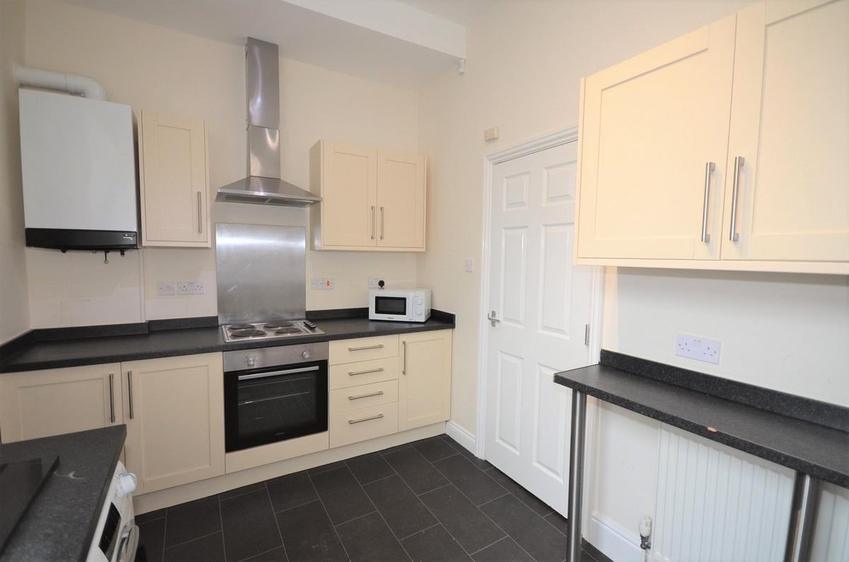 6 bedroom house on Brocco Bank, Broomhill, Sheffield