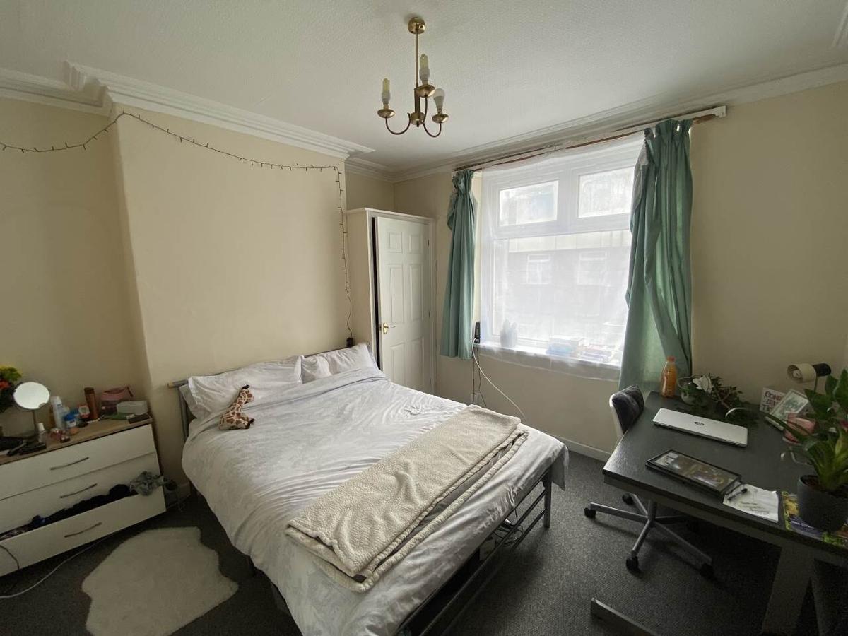 4 bedroom house for rent Robert Street, Cardiff, CF24 4PB UniHomes