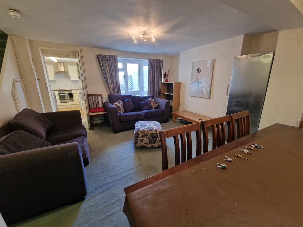 6 bedroom house for rent Eastern Road East Sussex, Brighton, BN2 5BA