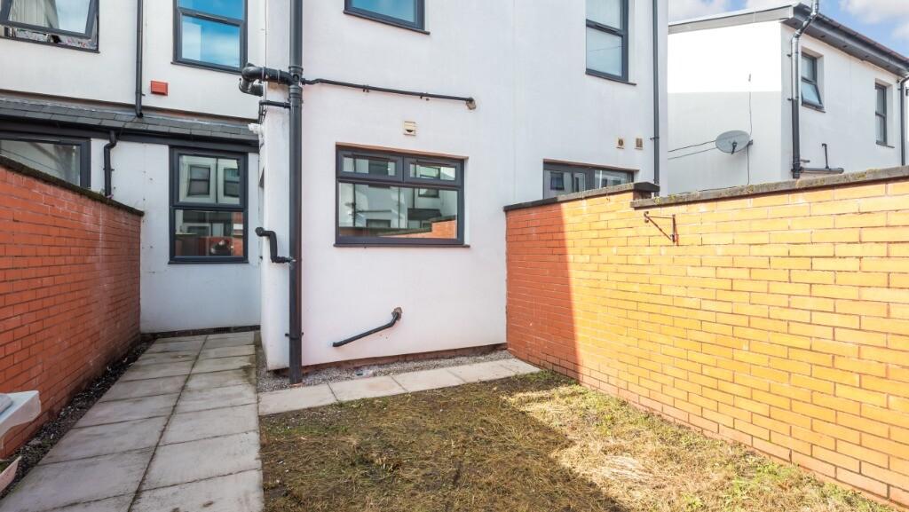 2 bedroom house for rent Hartington Street Rusholme, Manchester, M14