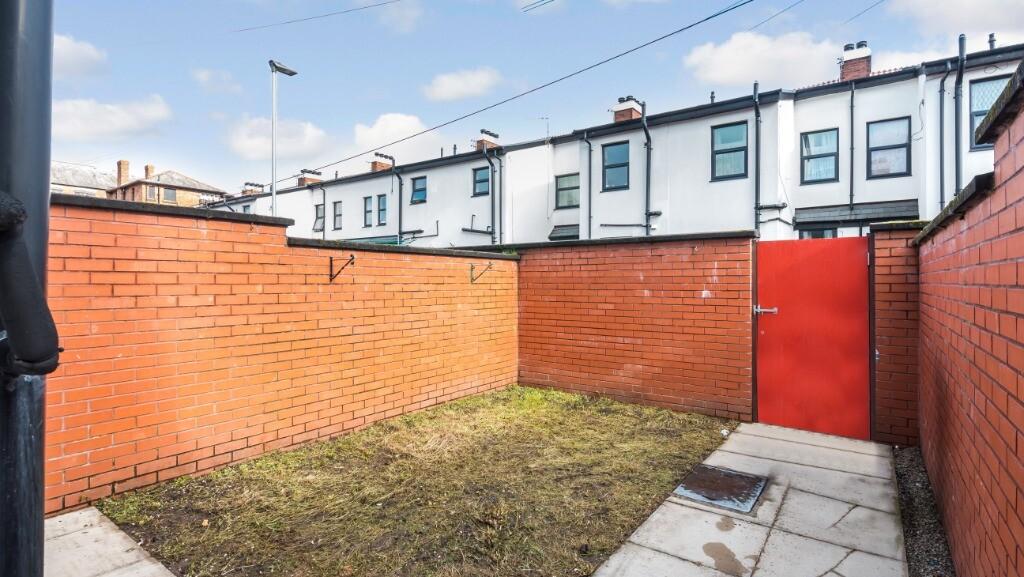 2 bedroom house for rent Hartington Street Rusholme, Manchester, M14