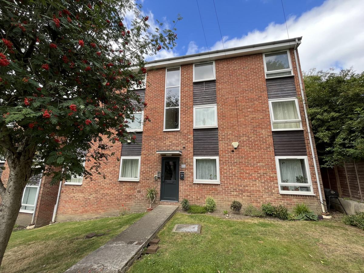 2 bedroom apartment for rent Welton Grove, Leeds, LS6 1ES UniHomes