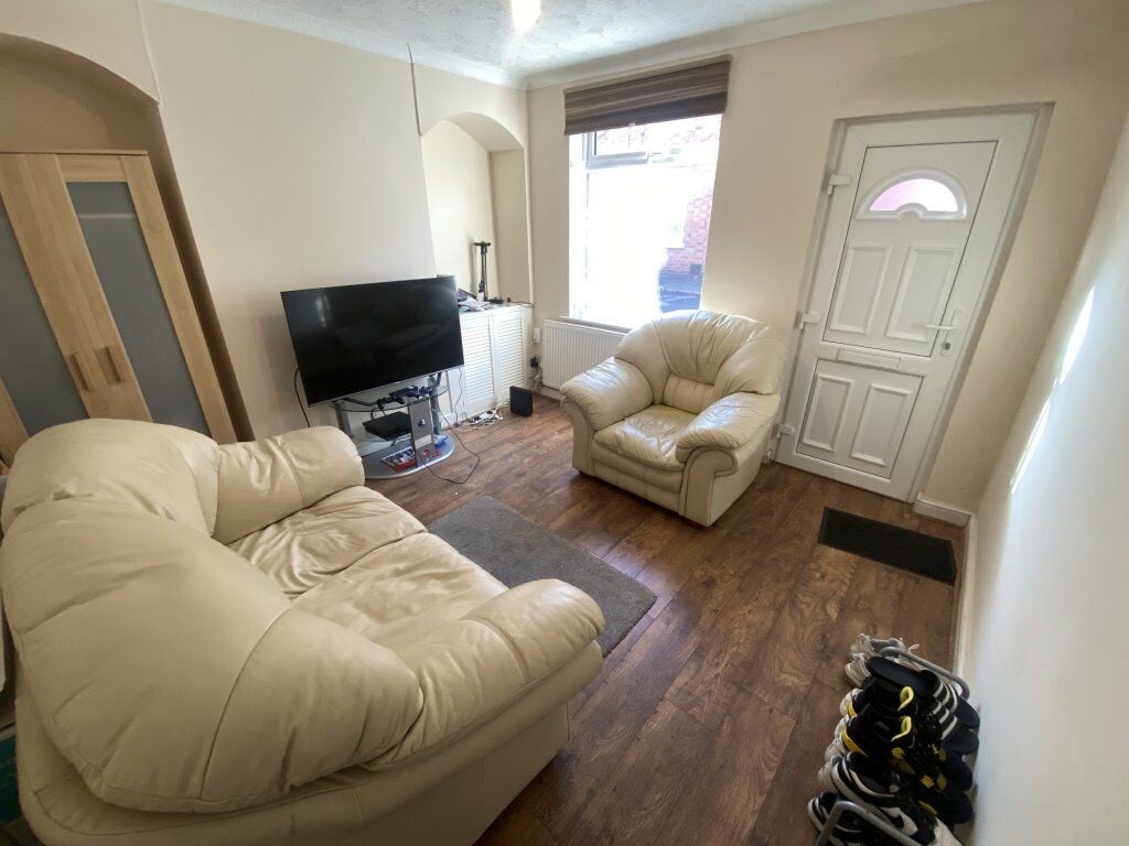 2 bedroom house for rent Albert Street, Loughborough, LE11 2DW UniHomes