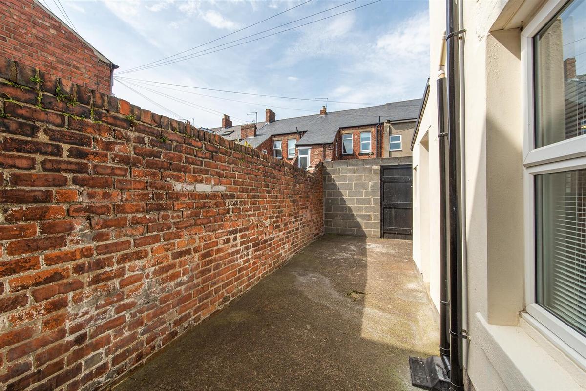 6 bedroom house for rent Doncaster Road, Newcastle, NE2 1RB UniHomes