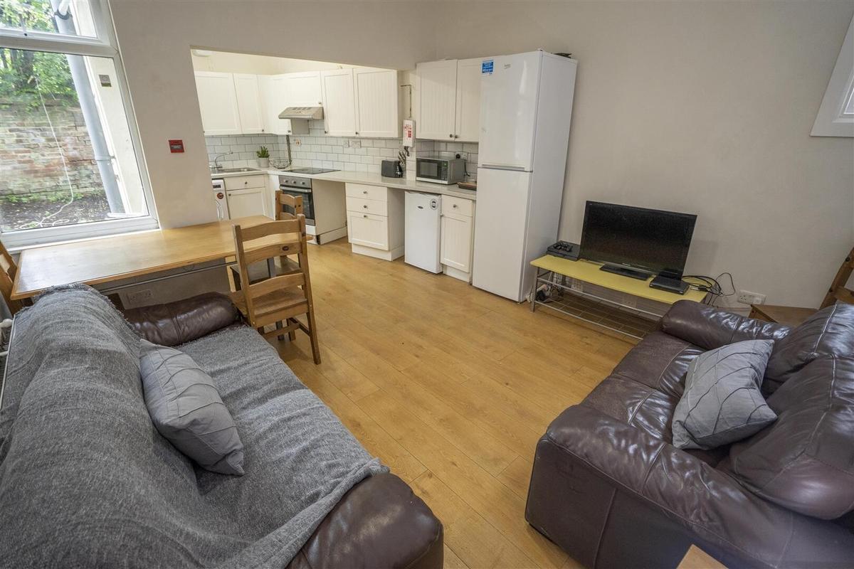 5 bedroom house for rent Hoole Road, Sheffield, S10 5BH UniHomes