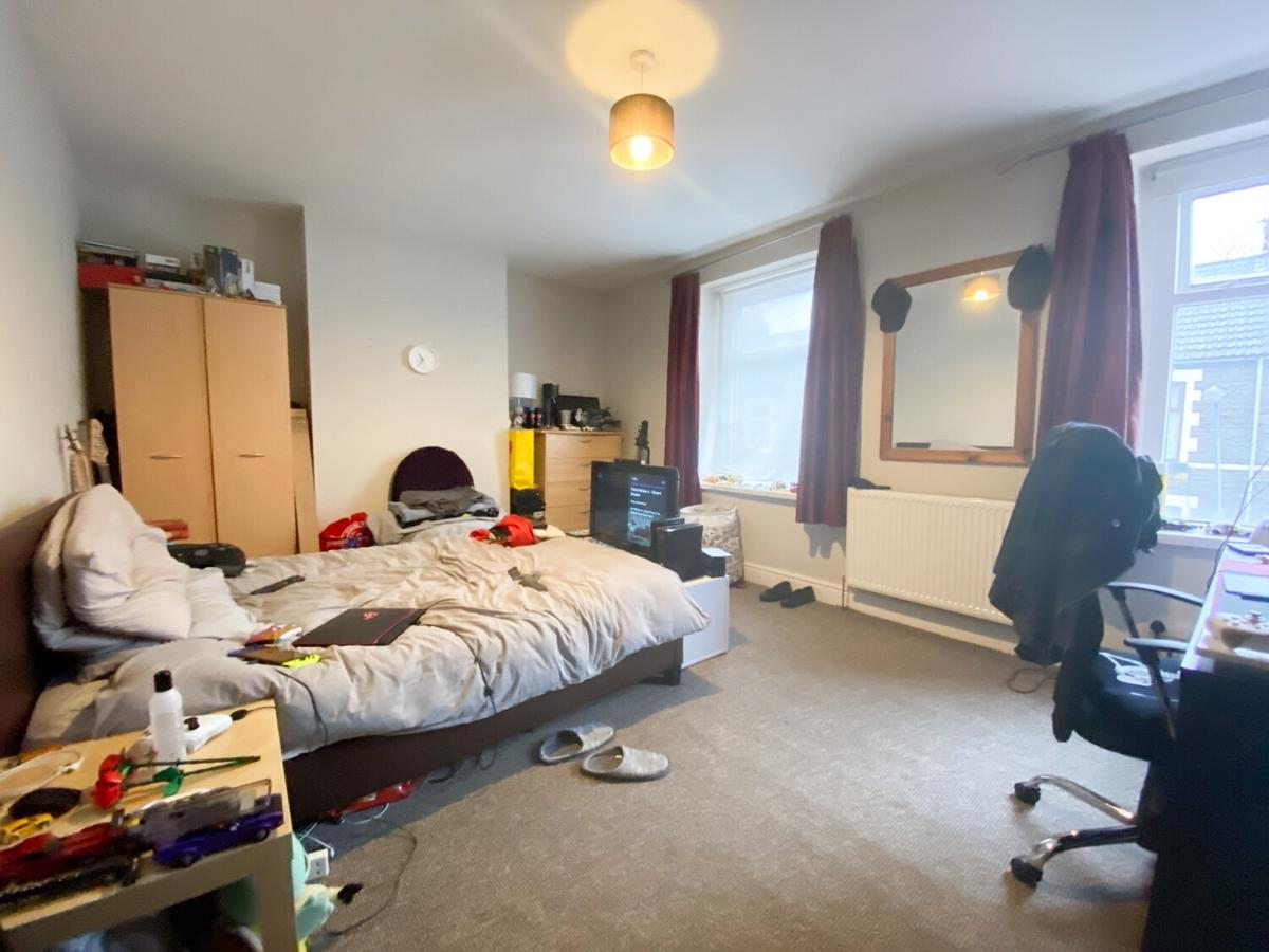 4 bedroom house for rent Emerald Street, Cardiff, CF24 1QA UniHomes