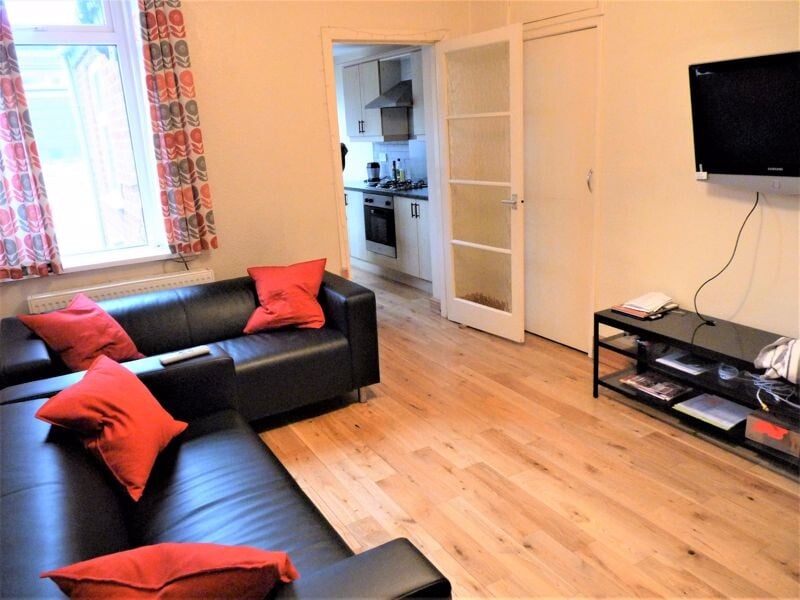 3 bedroom apartment for rent Grantham Road, Newcastle, NE2 1QX UniHomes