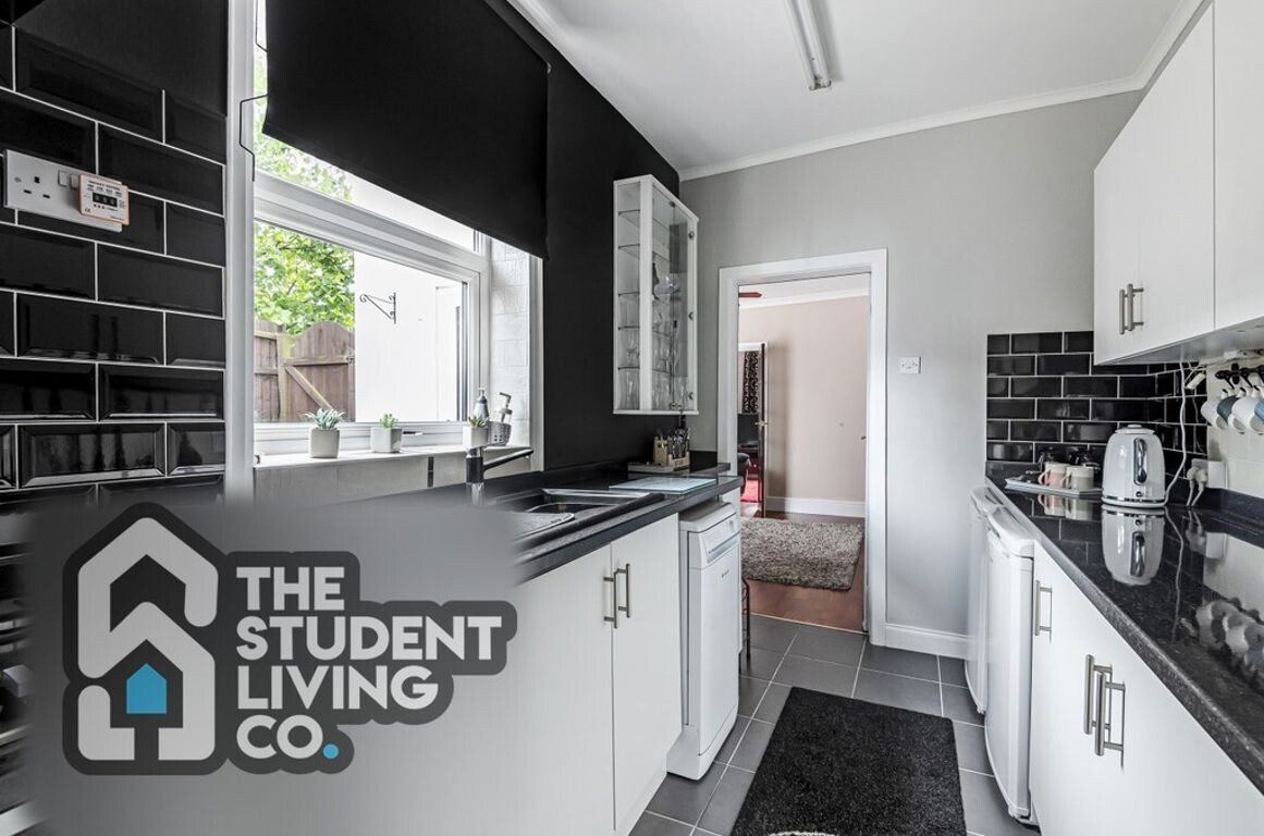 3 bedroom house on City Road, Beeston, Nottingham