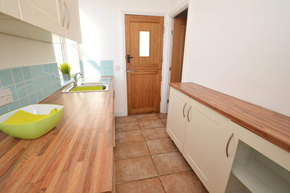 6 bedroom house for rent Wilford Lane, Nottingham, NG2 7QZ UniHomes