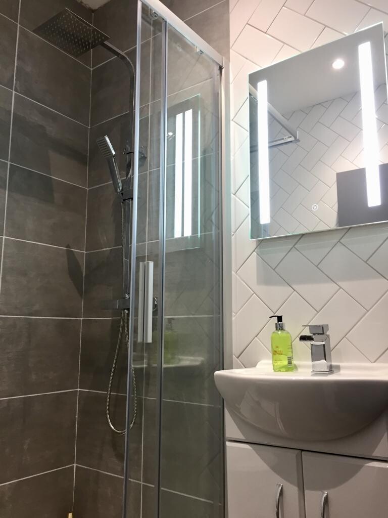 5 bedroom house for rent Vincent Street, Swansea, SA1 3TY UniHomes