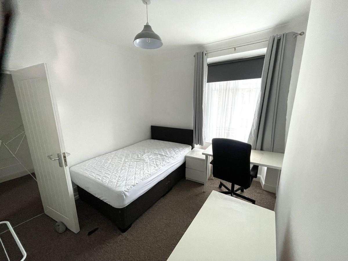 3 bedroom house on Norfolk Street, City Centre, Swansea