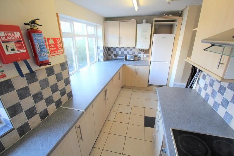 5 bedroom house for rent Llanbadarn Road, Aberystwyth, SY23 1EJ UniHomes