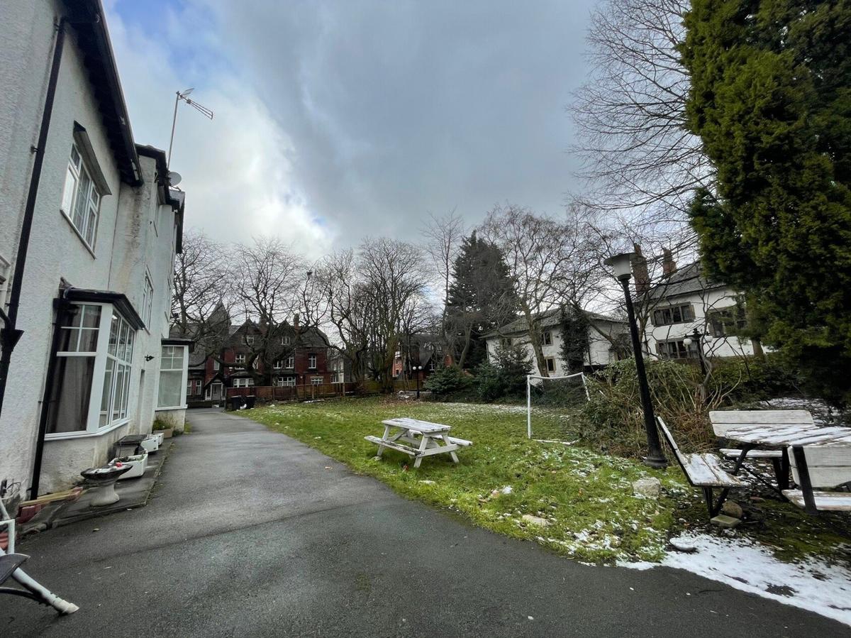 9 bedroom house for rent North Hill Road, Leeds, LS6 2EN UniHomes