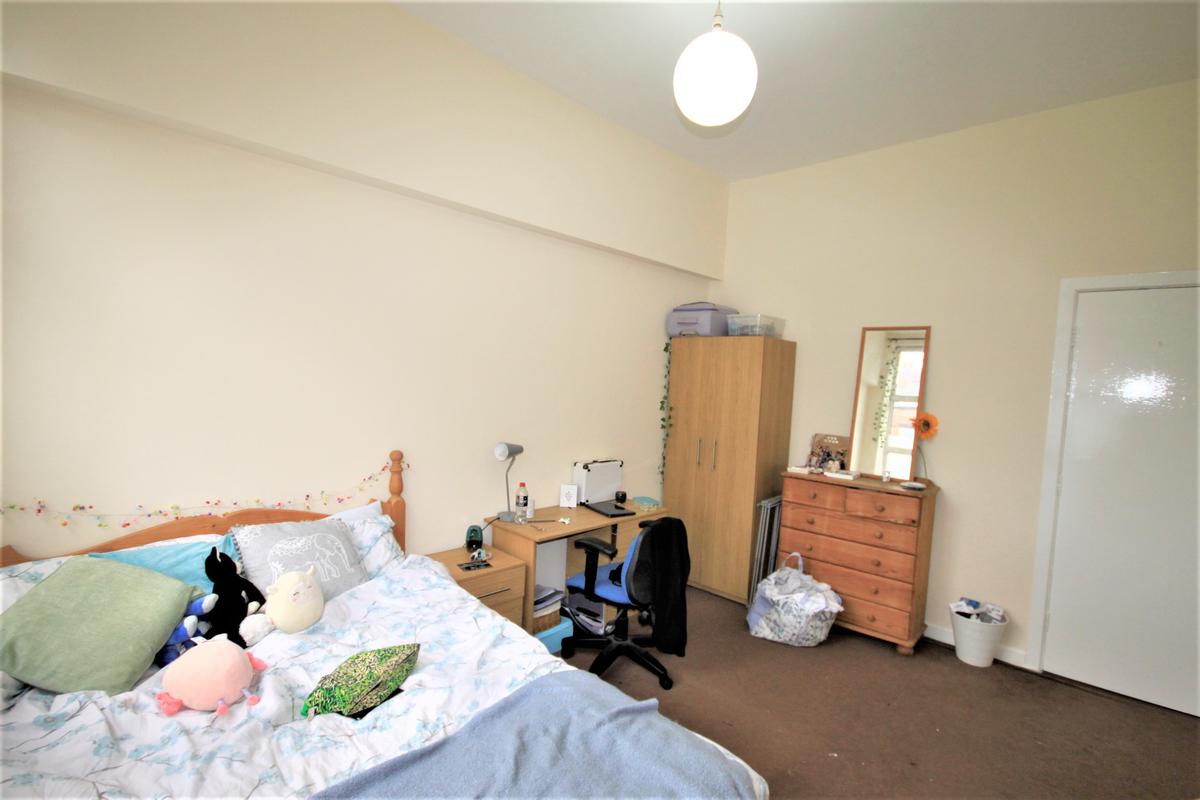 2 bedroom apartment for rent Dene House Court, Leeds, LS2 9BS UniHomes