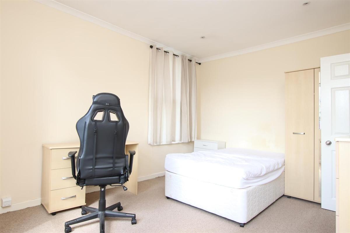 3 bedroom house for rent Guinea Lane, Bath, BA1 5NB UniHomes