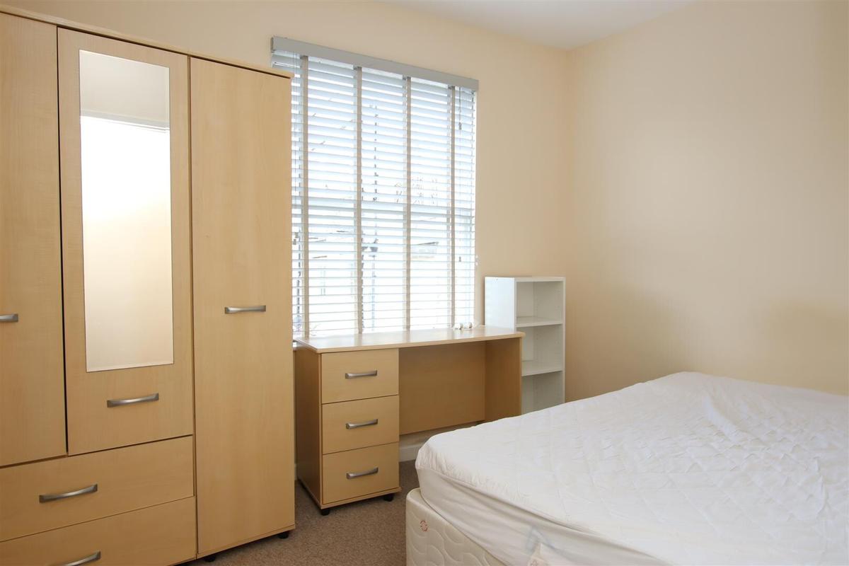 3 bedroom house for rent Guinea Lane, Bath, BA1 5NB UniHomes