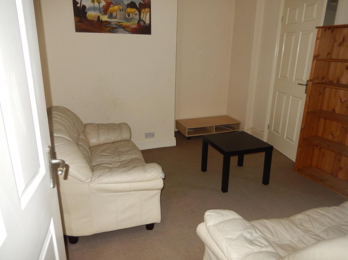3 bedroom apartment for rent Doncaster Road, Newcastle, NE2 1RB UniHomes