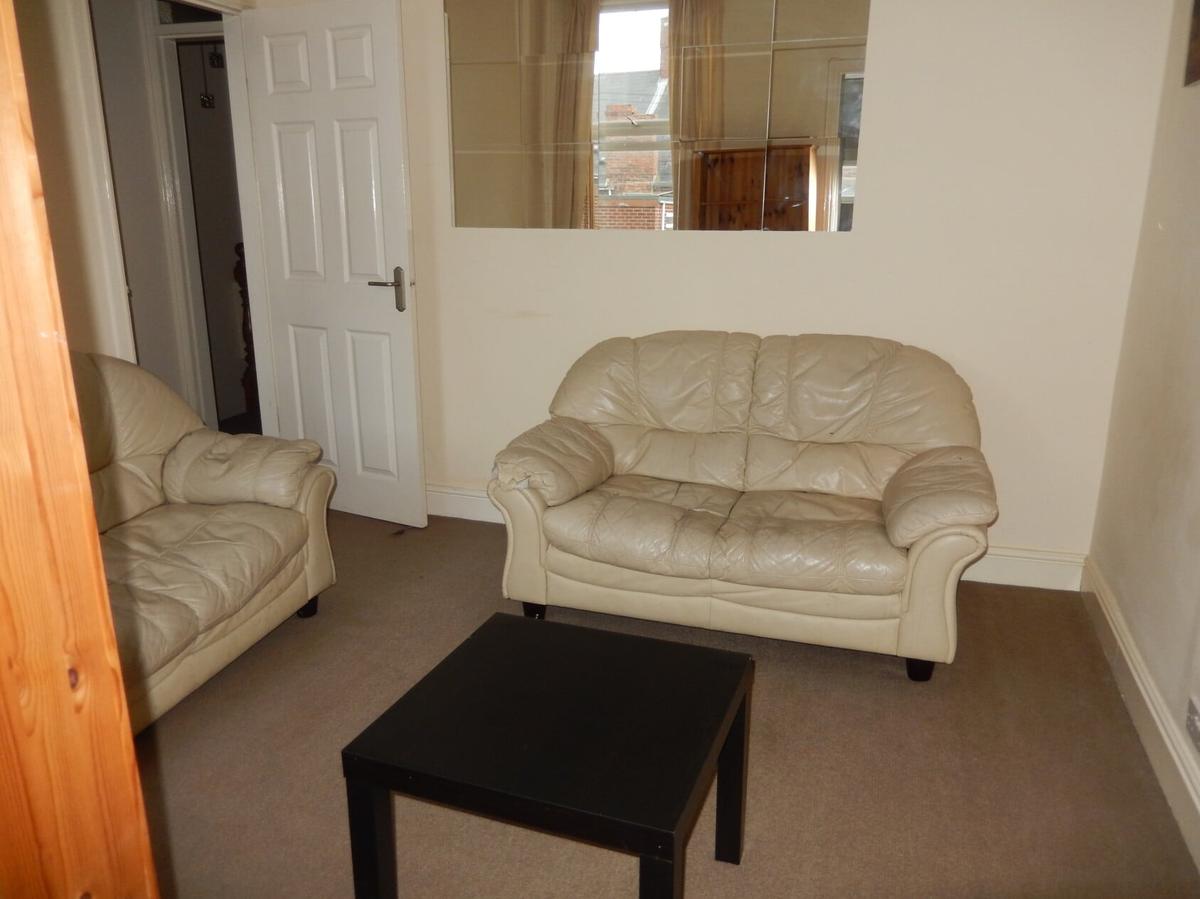 3 bedroom apartment for rent Doncaster Road, Newcastle, NE2 1RB UniHomes