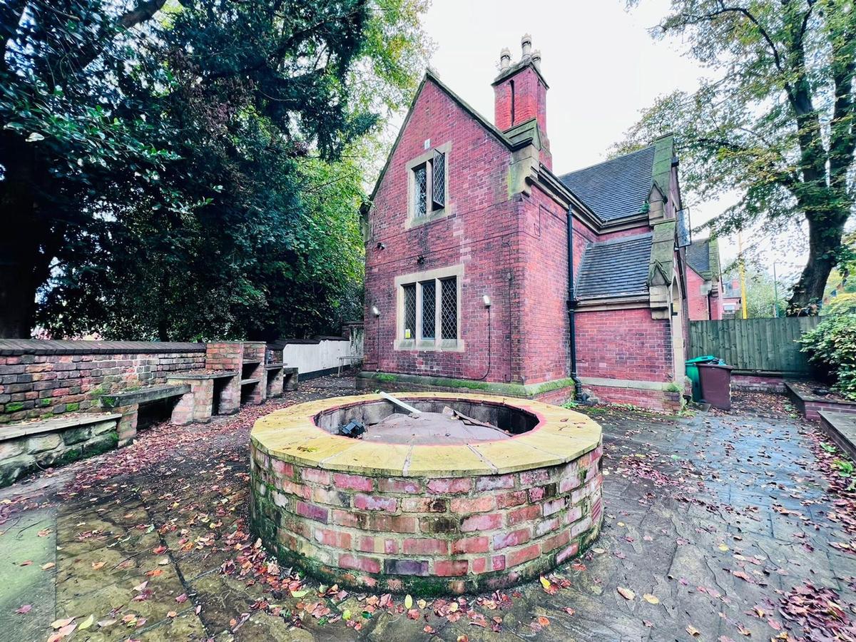 4 bedroom house on Church Street, Lenton, Nottingham