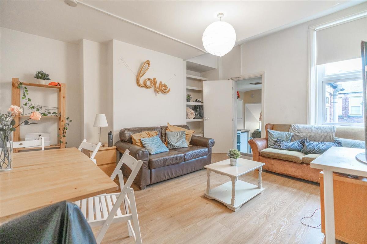 5 bedroom apartment on Forsyth Road, Jesmond, Newcastle