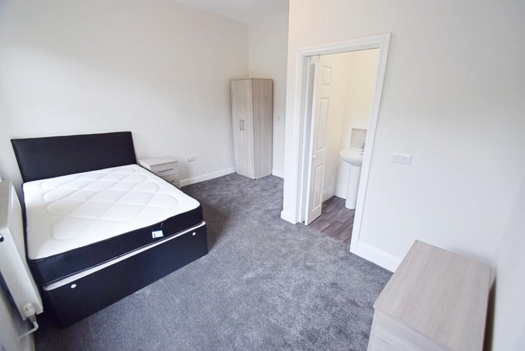 5 bedroom house for rent Leek Road, Joiners Square, StokeonTrent, ST1