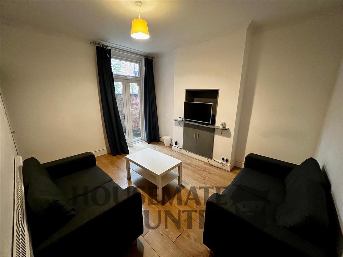 4 bedroom house for rent Cambridge Street, Leicester, LE3 0JR UniHomes