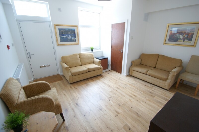 5 bedroom house for rent Wetherby Grove, Leeds, LS4 2JH UniHomes