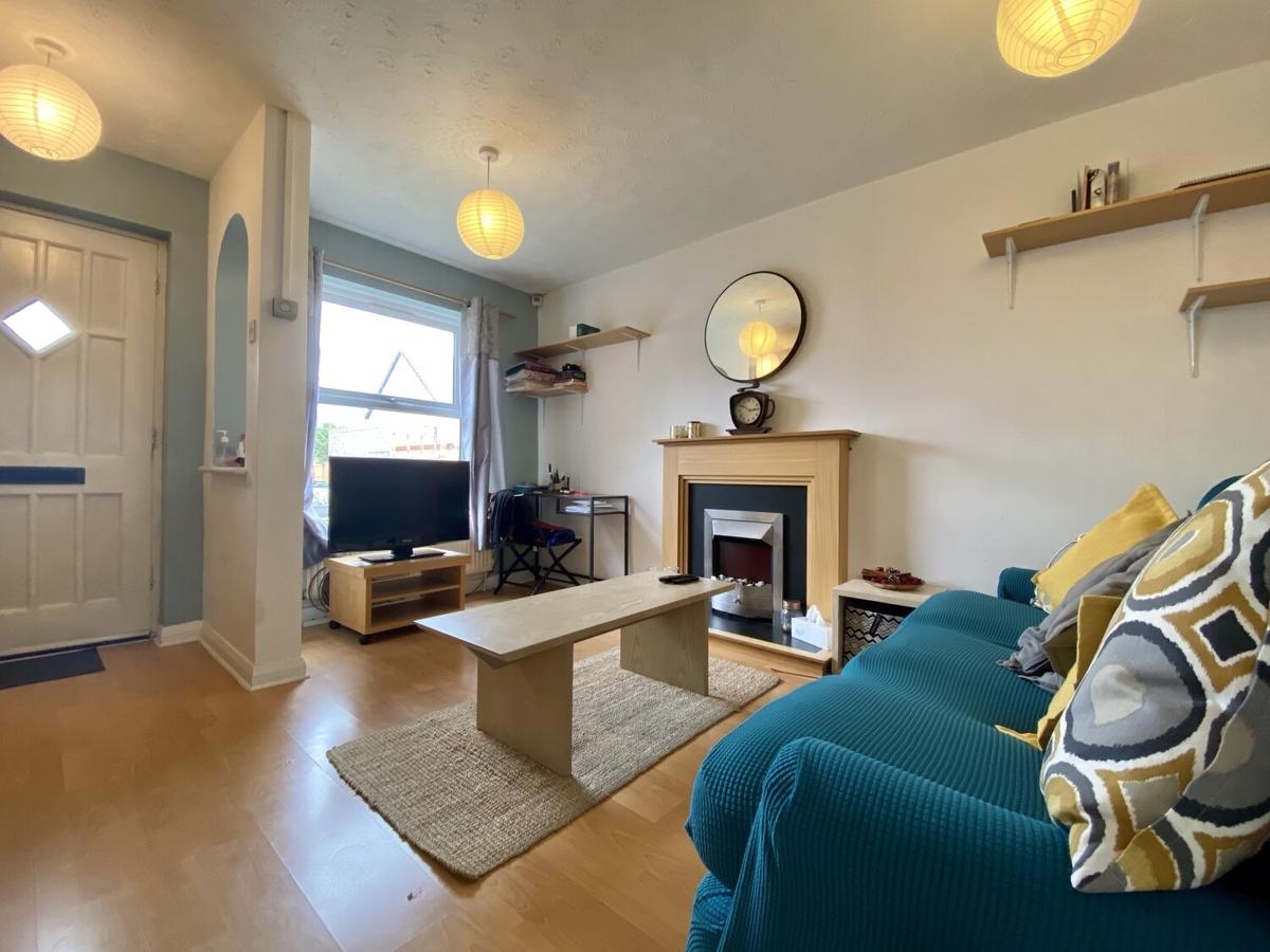 2 bedroom house for rent Foster Drive, Cardiff, CF23 9BD UniHomes