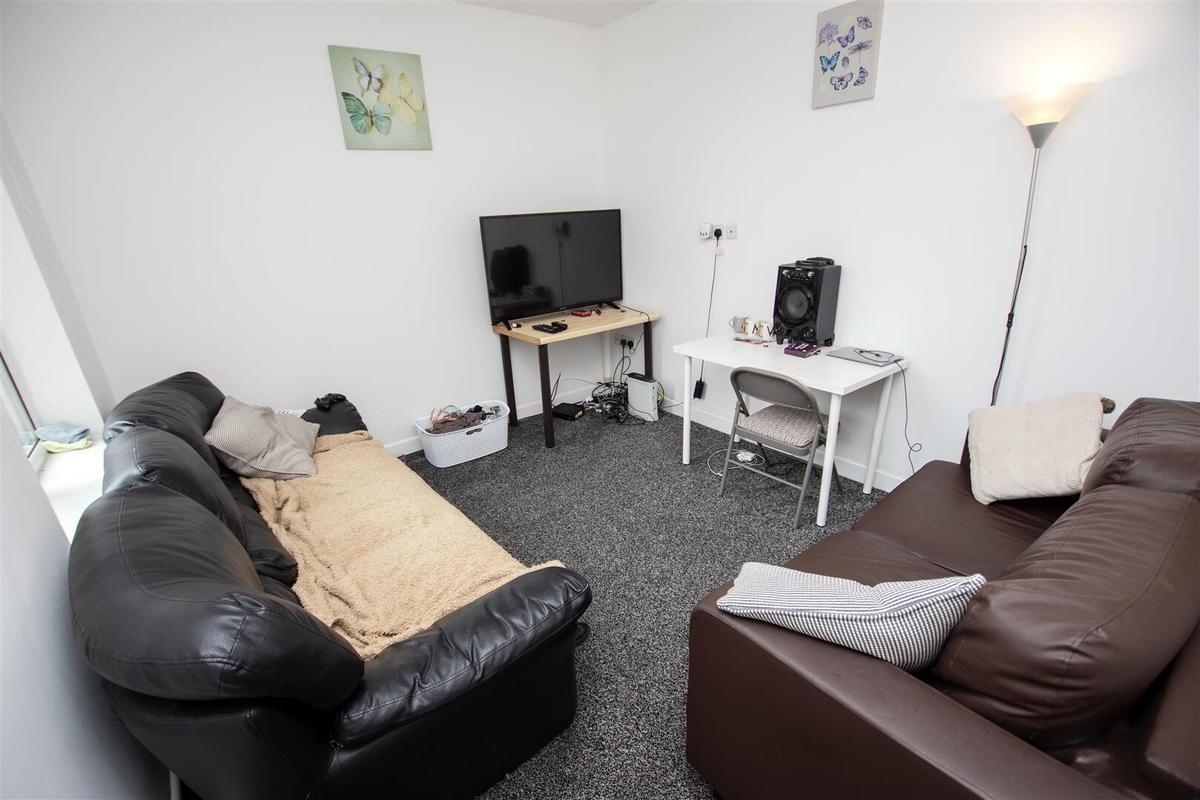 5 bedroom house for rent Pershore Road, Birmingham, B29 7LS UniHomes