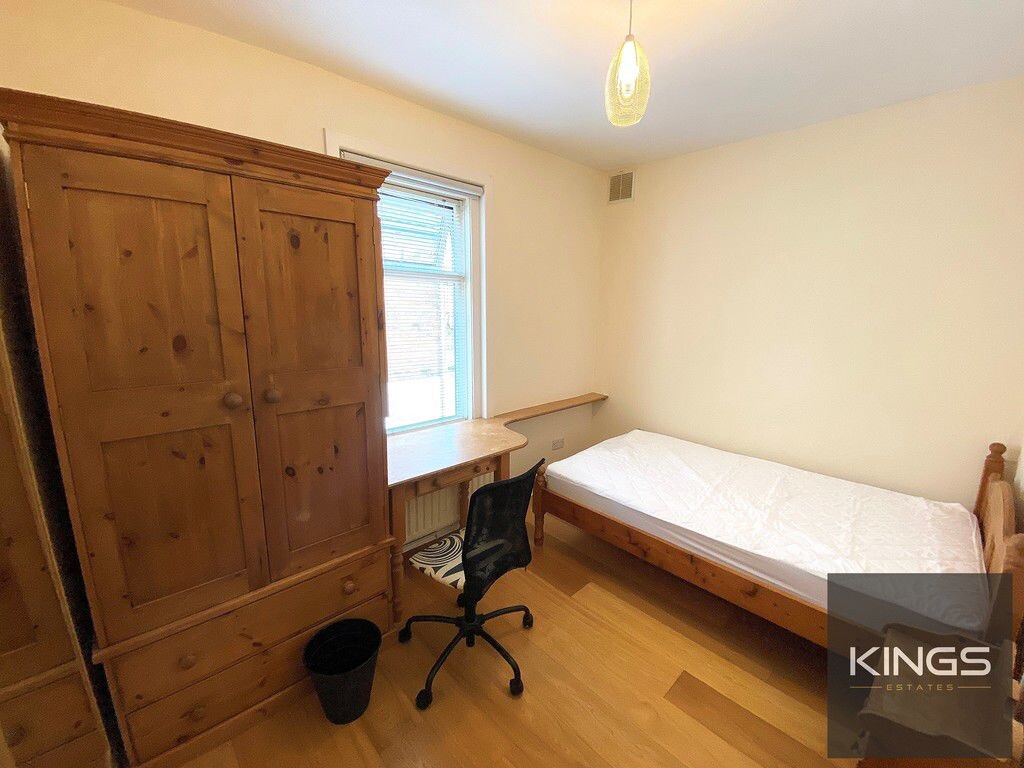 4 bedroom house for rent Fraser Road, Portsmouth, PO5 1EE UniHomes