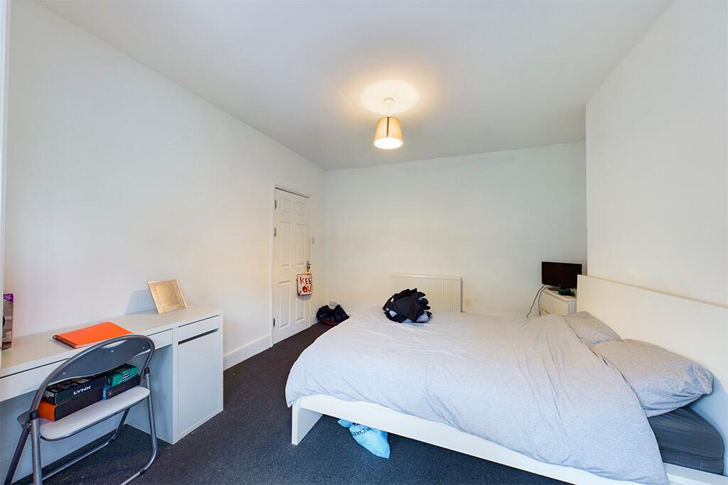 4 bedroom house for rent Milton Road, Southampton, SO15 2JD UniHomes