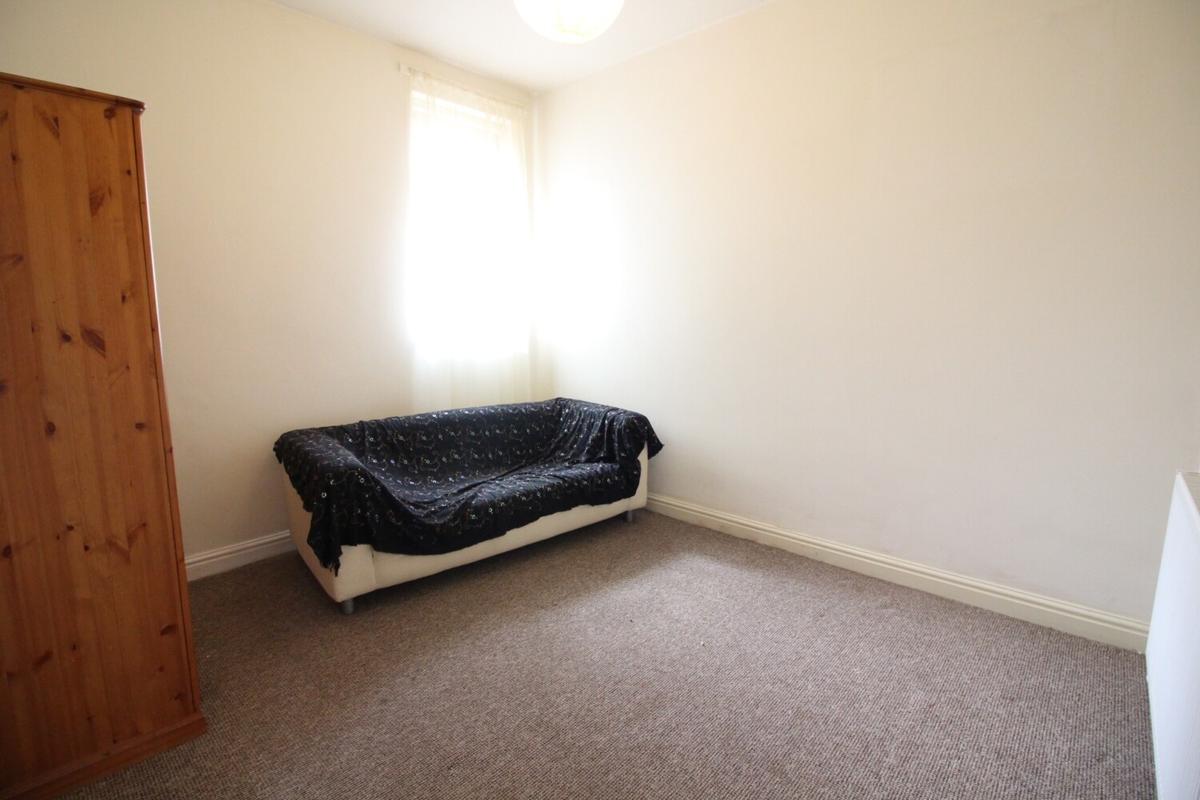 2 bedroom apartment for rent Court, Cardiff, CF24 1DP UniHomes