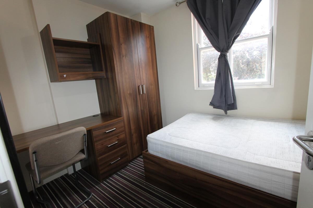 Cv31 3 bedroom house for rent George Street Leamington Spa, CV31 1ET | UniHomes