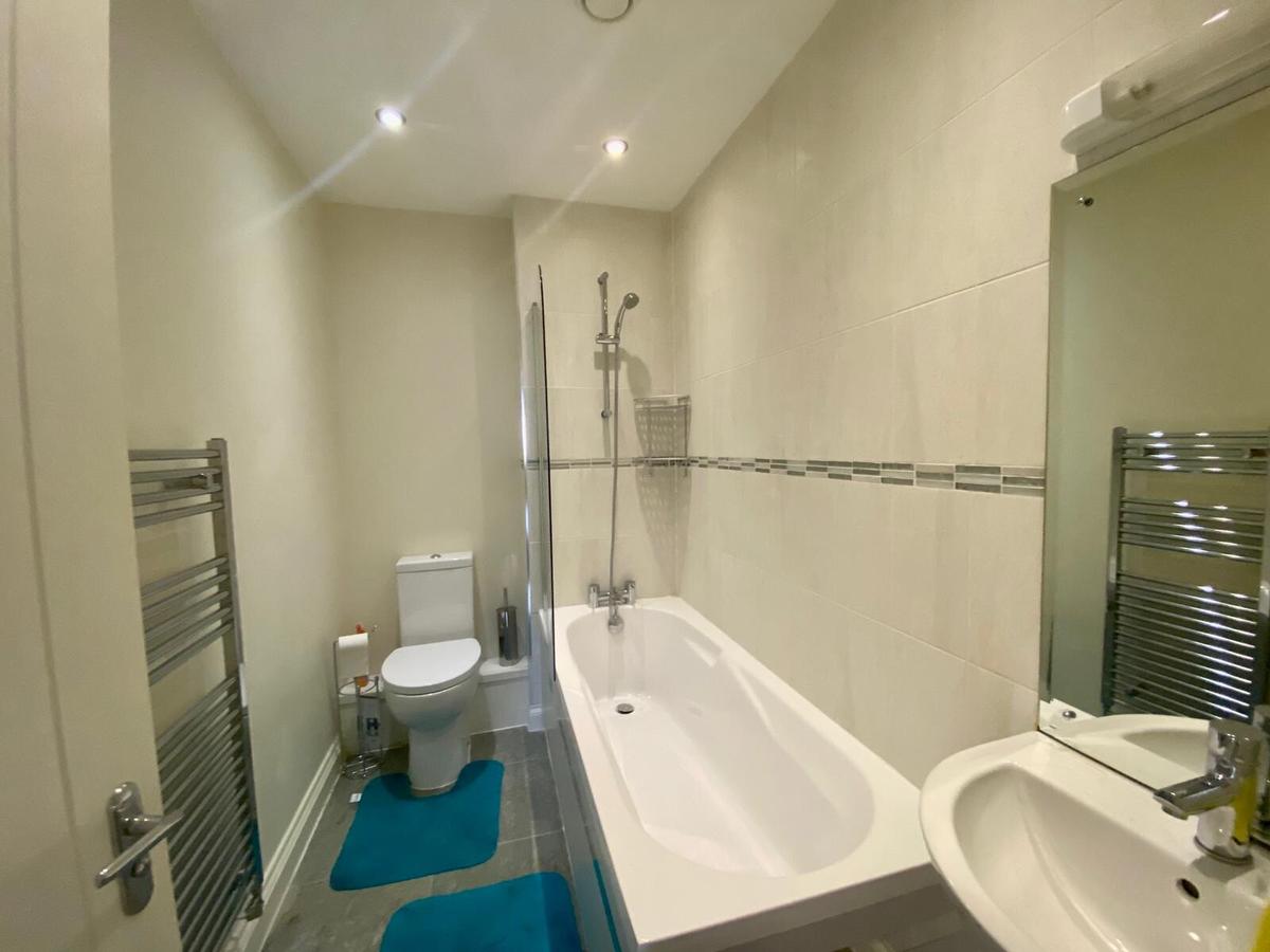 3 bedroom house for rent Langdon Road, Swansea, SA1 8RB UniHomes