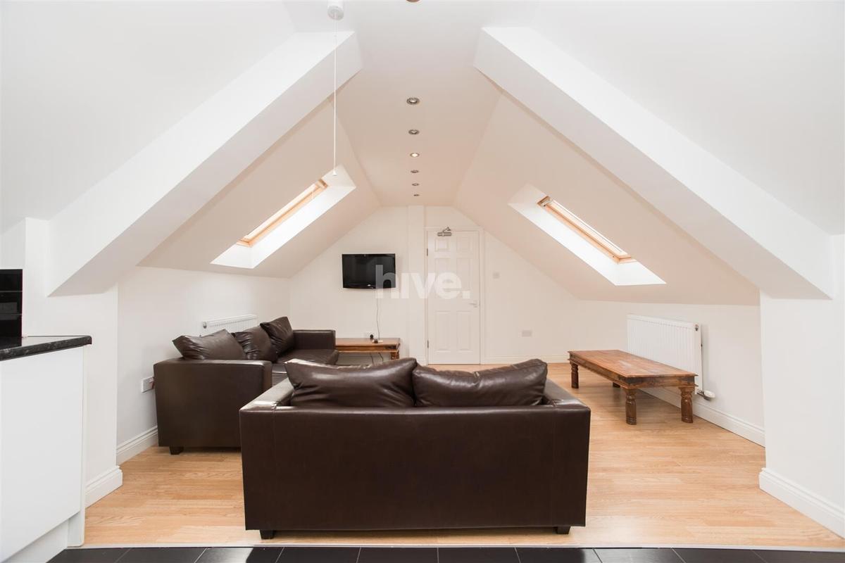 4 bedroom apartment for rent Fenham Road, Newcastle, NE4 5AE UniHomes