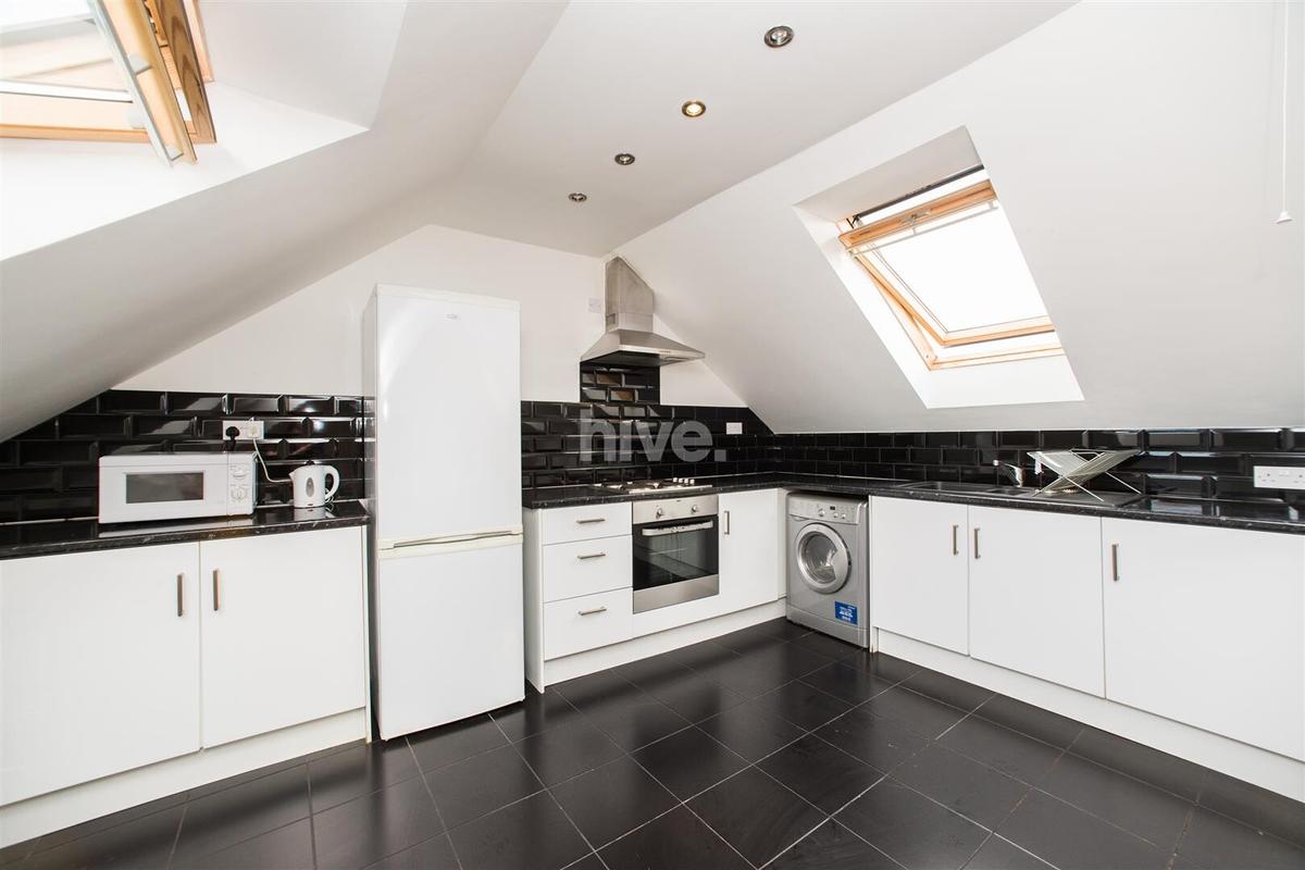 4 bedroom apartment for rent Fenham Road, Newcastle, NE4 5AE UniHomes