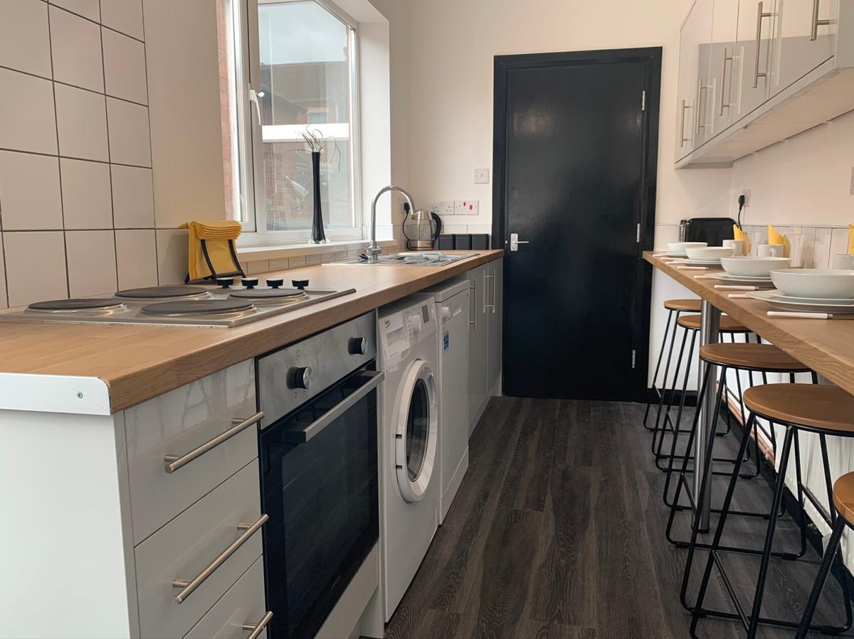 5 bedroom house for rent Harley Street, Coventry, CV2 4EZ UniHomes